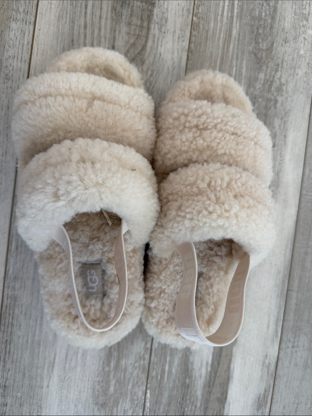 UGG Fluff Slide Sandal in Cream Shearling kids youth